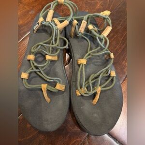 Teva Voya Infinity Womens Strappy Blue Minimalist Sporty Slingback Sandals SZ 9